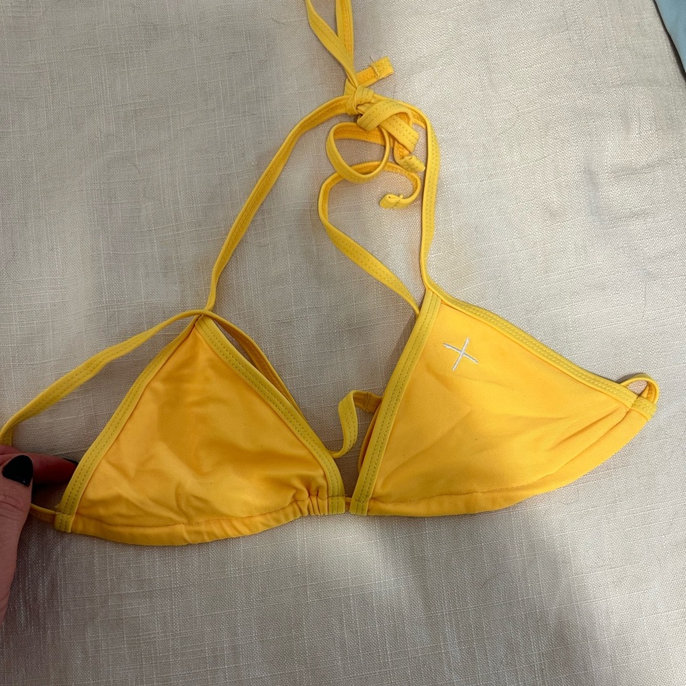 Boutine LA, yellow string bikini